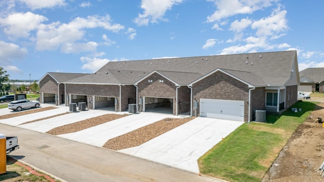 1079 Wrights Mill Rd Unit H8, Spring Hill, TN 37174 - view of front of property featuring driveway and brick siding