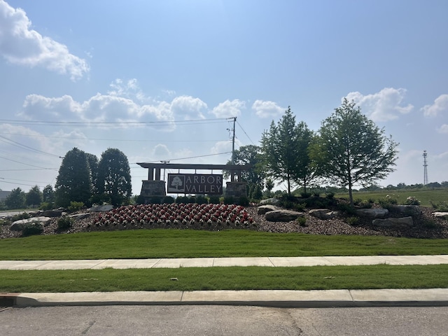 1073 Wrights Mill Rd Unit H-7, Spring Hill, TN 37174 - view of property's community featuring a lawn