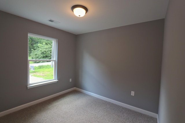 174 Dale St, Red Boiling Springs, TN 37150 - carpeted empty room featuring baseboards