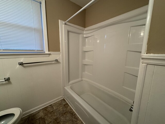 513 Adams Ct, Clarksville, TN 37040 - bathroom with toilet and shower / washtub combination