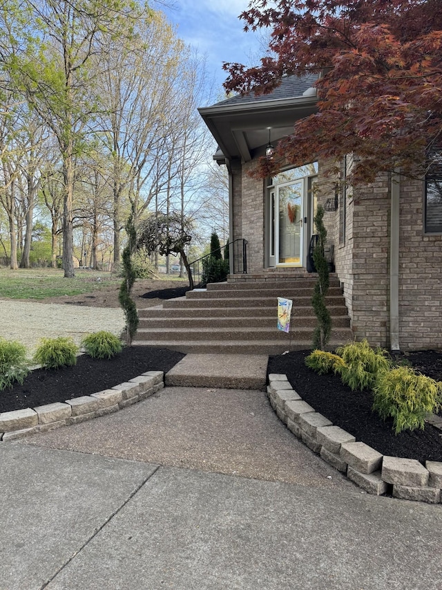 5544 S New Hope Rd, Hermitage, TN 37076 - doorway to property featuring brick siding