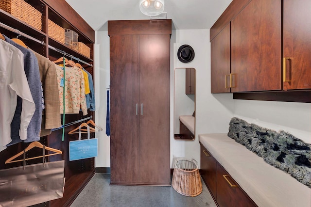1510 Demonbreun St Unit 810, Nashville, TN 37203 - view of spacious closet