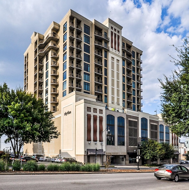 1510 Demonbreun St Unit 810, Nashville, TN 37203 - view of apartment building / complex