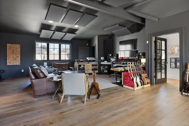 6115 Hillsboro Pike, Nashville, TN 37215 - living room with wood finished floors and a desk