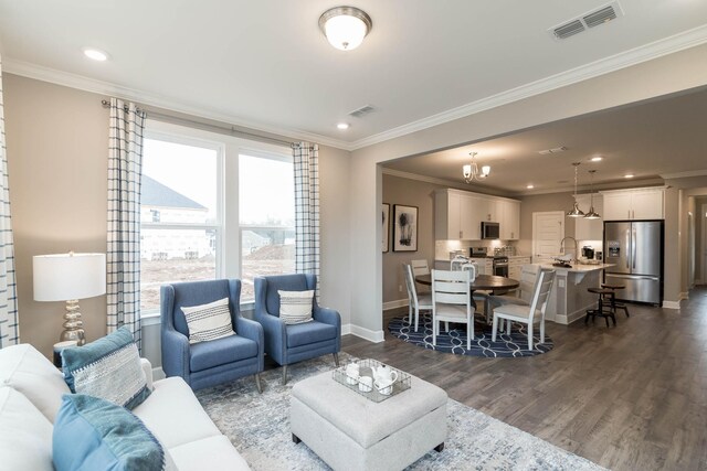 826 Azalea Dr, Mount Juliet, TN 37122 - living area with crown molding, baseboards, dark wood-style flooring, and recessed lighting