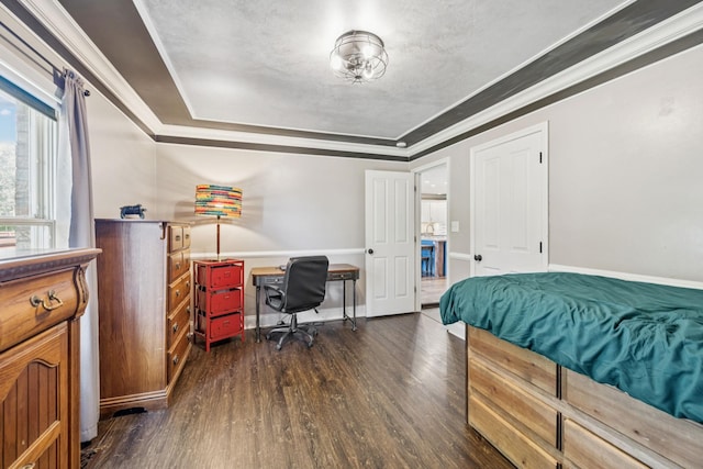 2797 Lewis Rd, Santa Fe, TN 38482 - bedroom featuring a raised ceiling, dark wood-style floors, crown molding, a desk, and baseboards