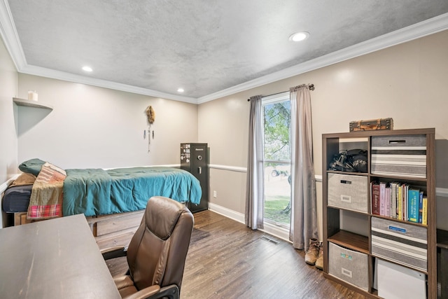 2797 Lewis Rd, Santa Fe, TN 38482 - office space featuring wood finished floors, recessed lighting, crown molding, and baseboards
