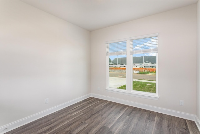 35 Audubon Ln, Murfreesboro, TN 37128 - unfurnished room featuring baseboards and dark wood-style flooring