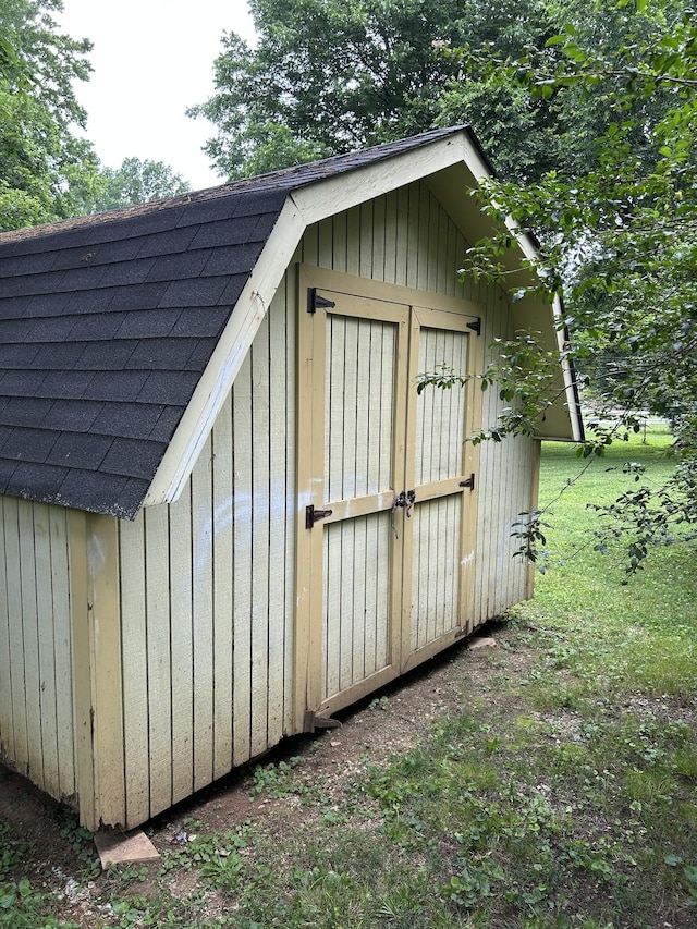1102 Manor Rd, Columbia, TN 38401 - view of shed