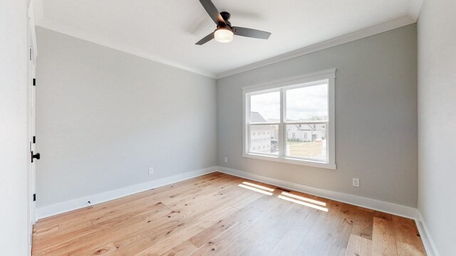 140 Edgewater Way, Jasper, TN 37347 - spare room with crown molding, baseboards, light wood finished floors, and a ceiling fan