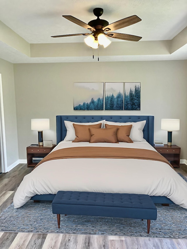 143 Mason St, Portland, TN 37148 - bedroom featuring baseboards, wood finished floors, and a ceiling fan