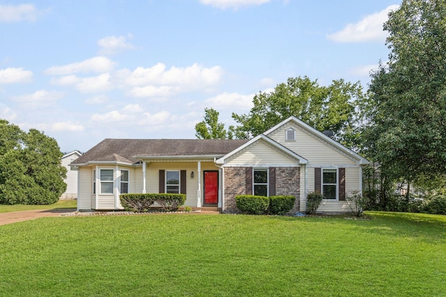 3540 Lake Towne Dr, Antioch, TN 37013 - ranch-style house featuring a front yard