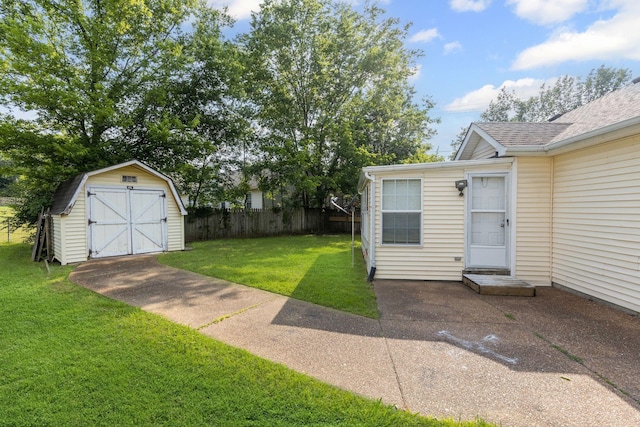3540 Lake Towne Dr, Antioch, TN 37013 - view of yard