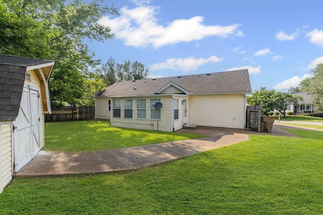 3540 Lake Towne Dr, Antioch, TN 37013 - back of house featuring a shingled roof