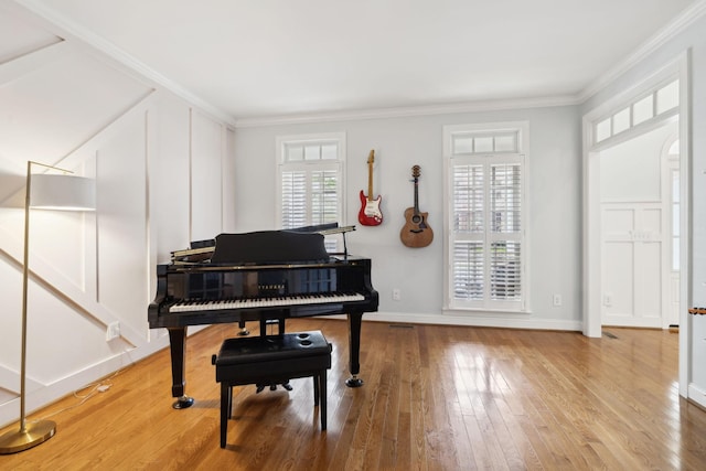 200 Addison Ave, Franklin, TN 37064 - sitting room featuring wood finished floors, ornamental molding, and baseboards