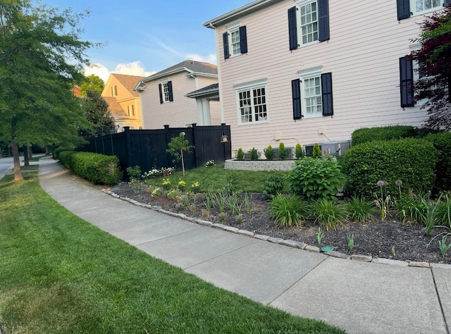 200 Addison Ave, Franklin, TN 37064 - view of side of property