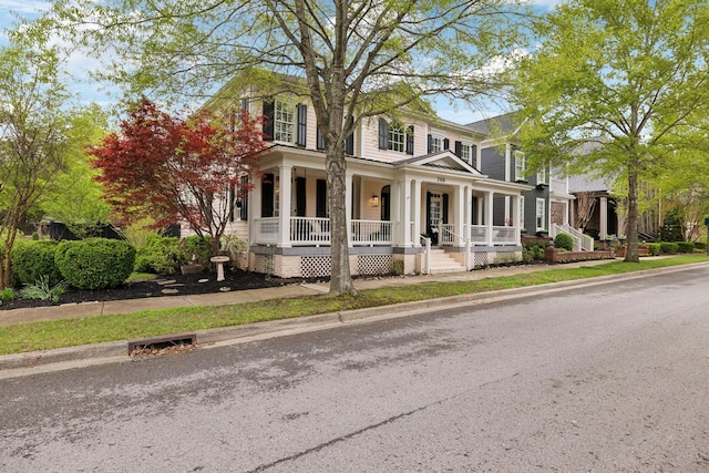 200 Addison Ave, Franklin, TN 37064 - view of front facade with a porch