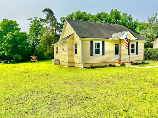 114 Collier Ave, Shelbyville, TN 37160 - photo 2