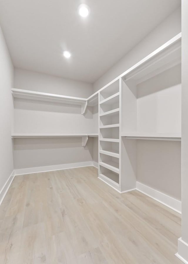 363 S Walnut Ave, Cookeville, TN 38501 - spacious closet with wood finished floors