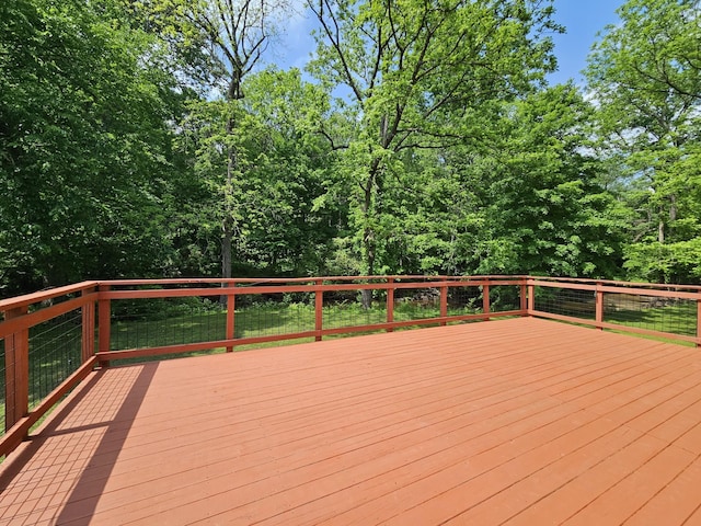 2524 Distillery Rd, Greenbrier, TN 37073 - view of wooden terrace
