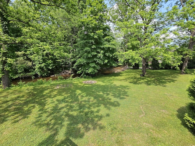 2524 Distillery Rd, Greenbrier, TN 37073 - view of grassy yard