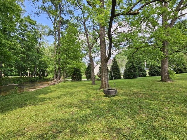 2524 Distillery Rd, Greenbrier, TN 37073 - view of grassy yard