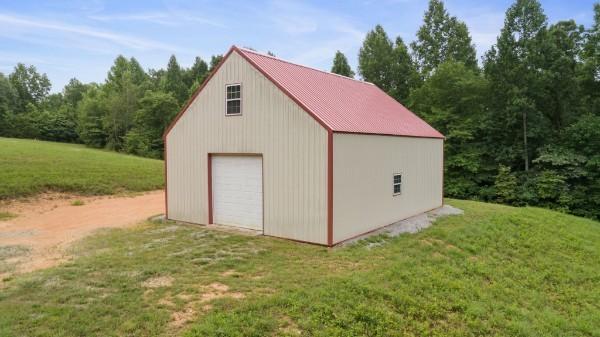7925 Daugherty Capley Rd, Primm Springs, TN 38476 - photo 11