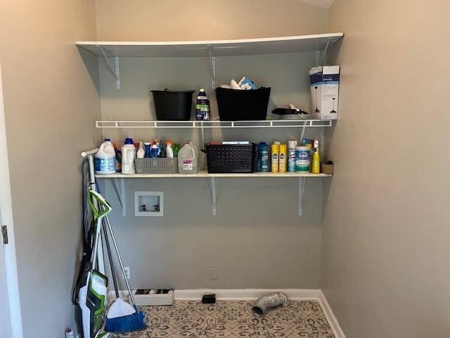 608 Bragg Cir, Tullahoma, TN 37388 - washroom featuring hookup for a washing machine and baseboards