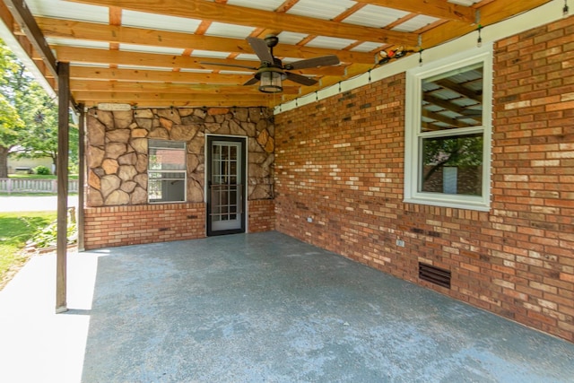 930 Rossview Rd, Clarksville, TN 37043 - view of patio featuring ceiling fan