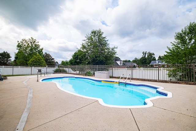 107 Hunters Ct, Tullahoma, TN 37388 - view of pool featuring a patio and a fenced backyard
