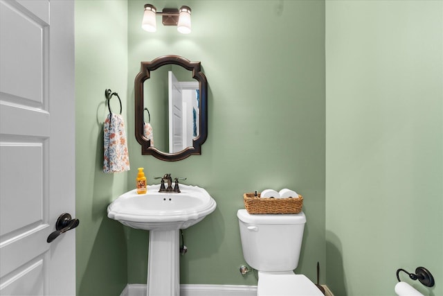 6022 Somerhaven Trl, Hixson, TN 37343 - bathroom with toilet