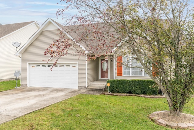 3689 Nadia Dr, Clarksville, TN 37040 - view of front facade featuring an attached garage, driveway, and a front yard