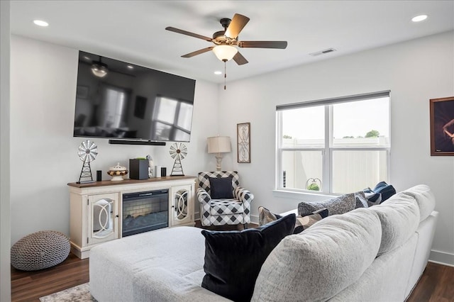 2183 Nectar Ln, Columbia, TN 38401 - living area with dark wood finished floors, ceiling fan, recessed lighting, and baseboards