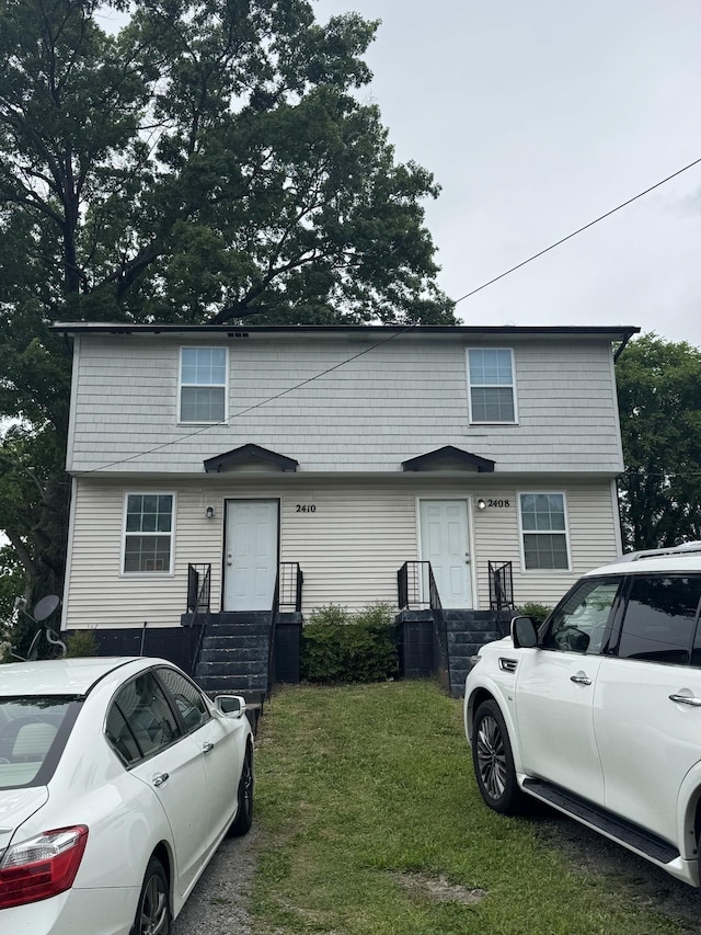 2408 Woodale Ln, Nashville, TN 37207 - view of property featuring a front lawn