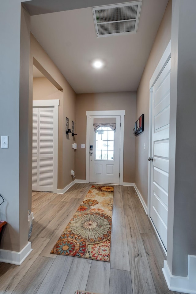 1605 Medinah Ln, Lebanon, TN 37087 - foyer with baseboards and light wood-type flooring