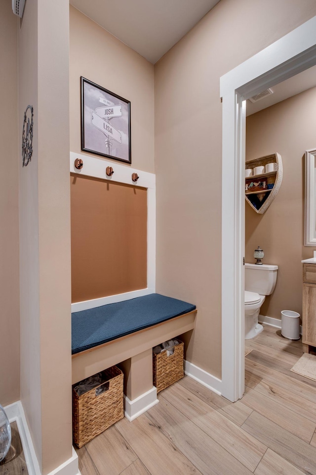 1605 Medinah Ln, Lebanon, TN 37087 - mudroom with wood finished floors