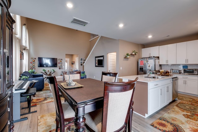 1605 Medinah Ln, Lebanon, TN 37087 - dining room featuring light wood-style floors and recessed lighting