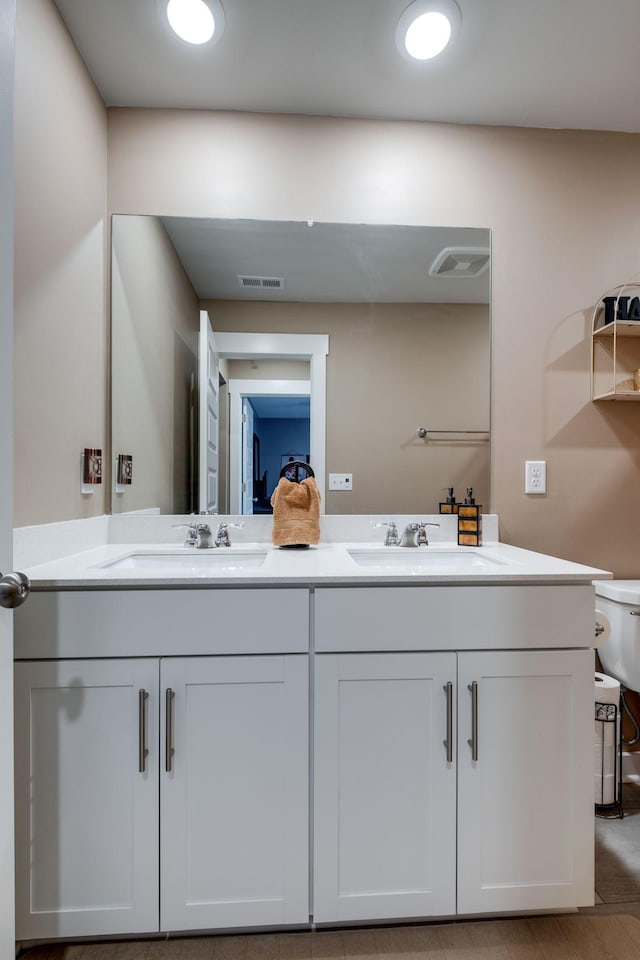 1605 Medinah Ln, Lebanon, TN 37087 - full bath featuring double vanity and toilet