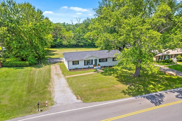 415 Jordan Rd, Clarksville, TN 37042 - view of front of home featuring dirt driveway