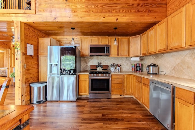 230 Silver Water Ln, Counce, TN 38326 - kitchen featuring appliances with stainless steel finishes, light countertops, decorative backsplash, dark wood-style floors, and wooden ceiling