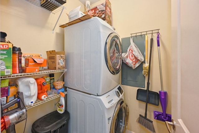 817 3rd Ave N Unit 411, Nashville, TN 37201 - laundry area with stacked washer and clothes dryer