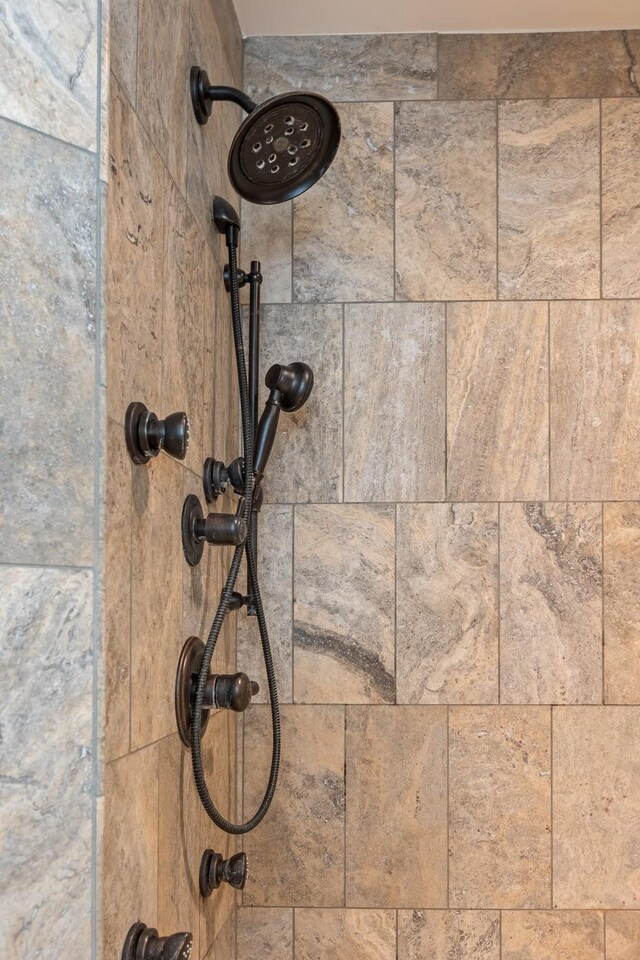 5312 Wiley Hollow Rd, Culleoka, TN 38451 - detailed view of tiled shower