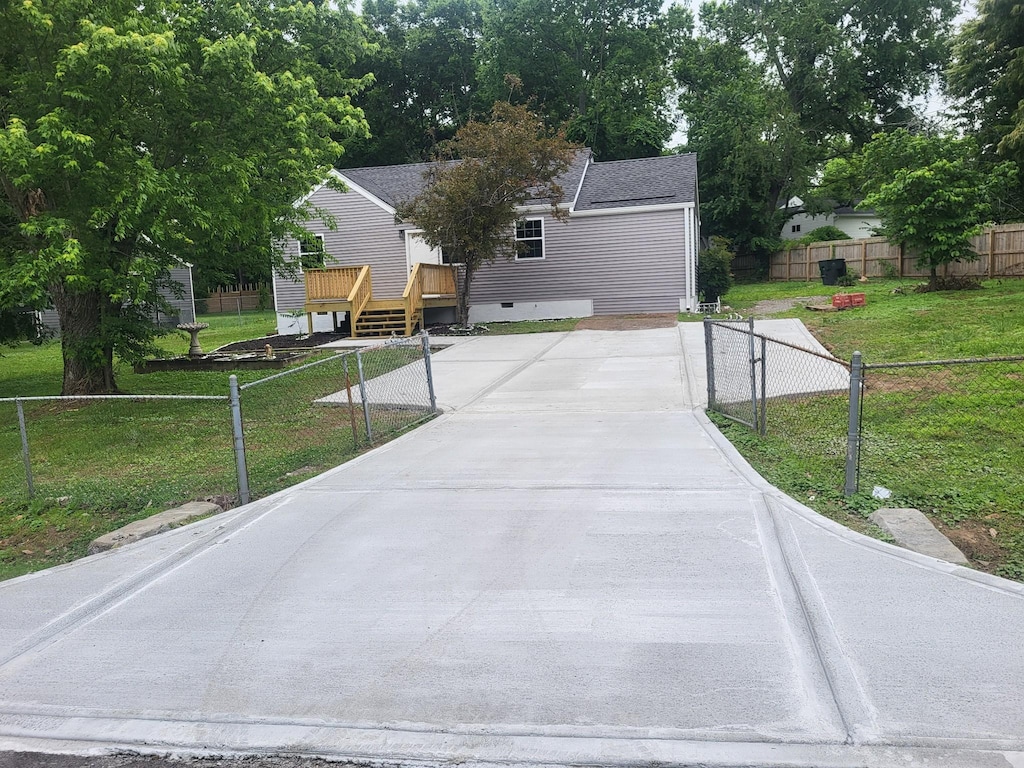 1990 Lavergne Ct, Nashville, TN 37210 - view of front of home featuring driveway and a deck