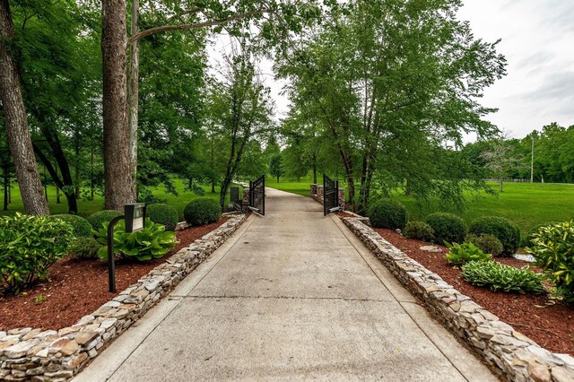 6484 Lickton Pike, Goodlettsville, TN 37072 - photo 2