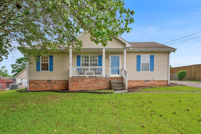 2879 Chinquapin Ln, Clarksville, TN 37043 - bungalow-style home featuring crawl space and a porch