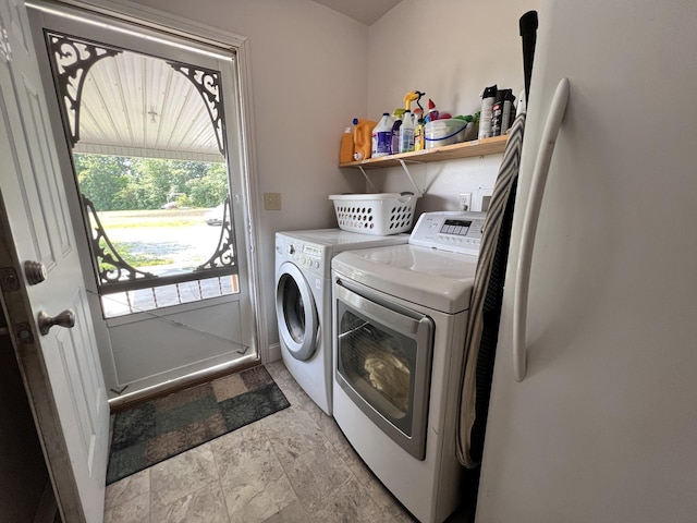 4250 Standing Rock Rd, Jamestown, TN 38556 - laundry room featuring washing machine and dryer
