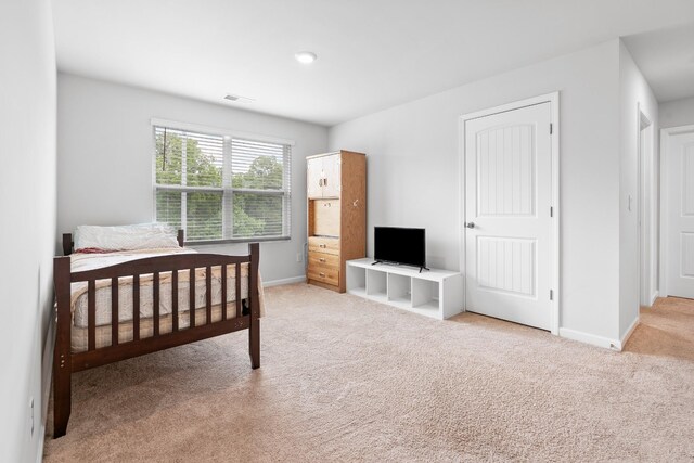 5073 Hunters Village Dr, Lebanon, TN 37087 - carpeted bedroom with baseboards