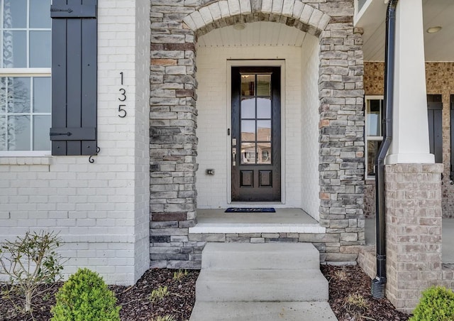 135 Grandstand Blvd, Gallatin, TN 37066 - property entrance featuring brick siding