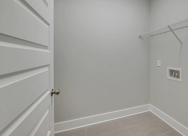 135 Grandstand Blvd, Gallatin, TN 37066 - laundry room with washer hookup and baseboards