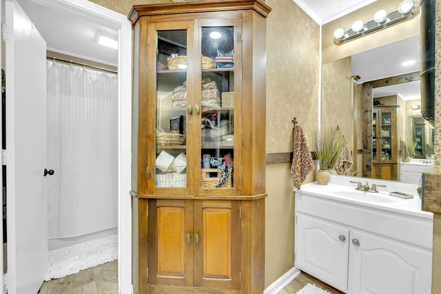 130 Shane Lee Cir, Dover, TN 37058 - bathroom featuring ornamental molding, vanity, and curtained shower